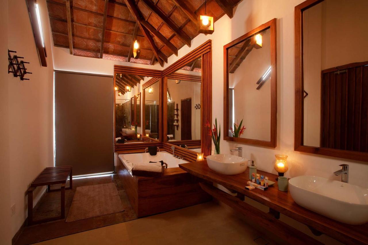 Stayvista At Cedar - Strelitzia 2Bhk With Breakfast And Jacuzzi Chikmagalūr 外观 照片
